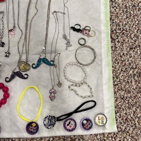 Large Bundle of Kids Accessories!!!!! - Picture 4 of 5